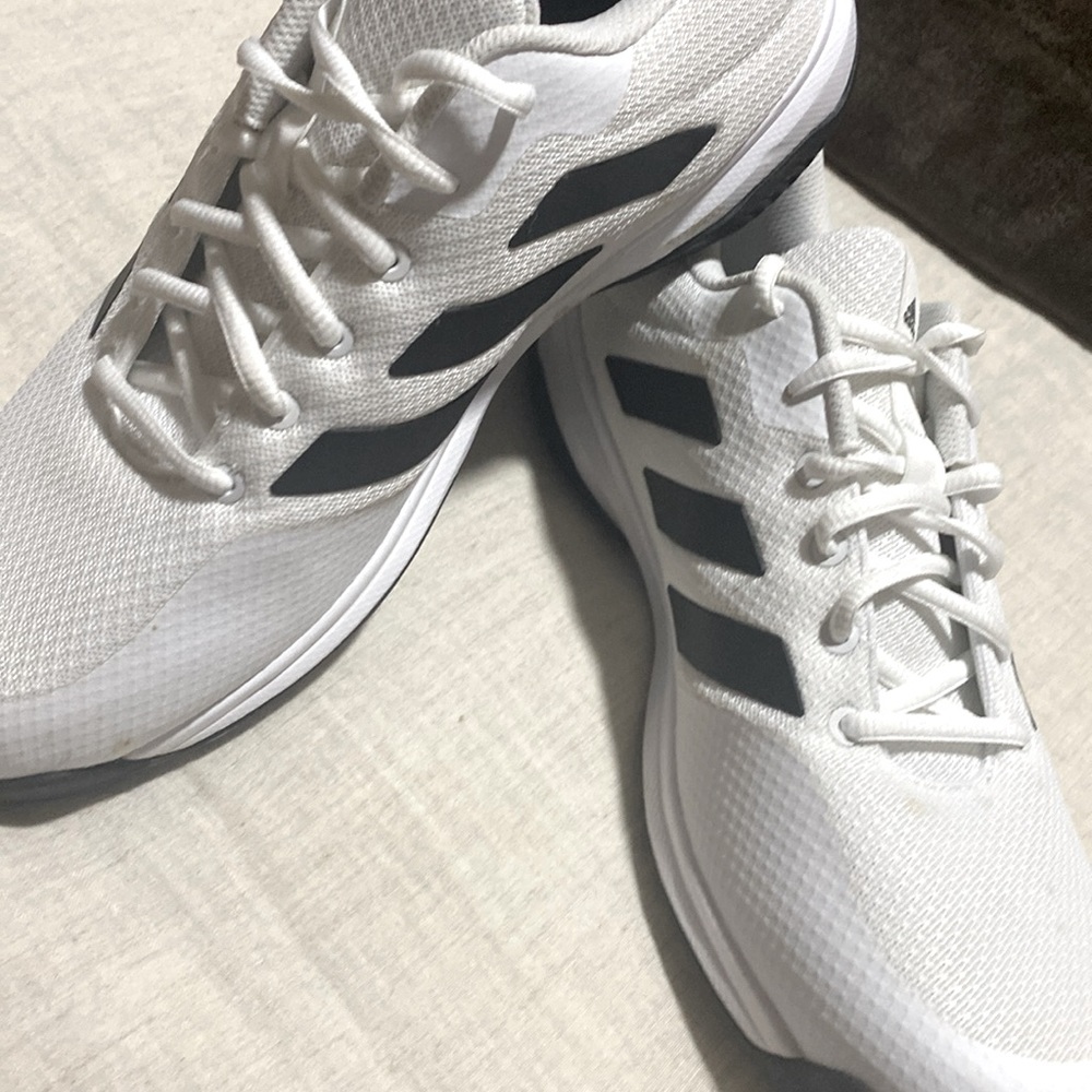 Men’s Adidas sneakers